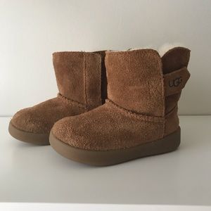 UGG Keelan Toddler boots sheepskin and suede 4/5